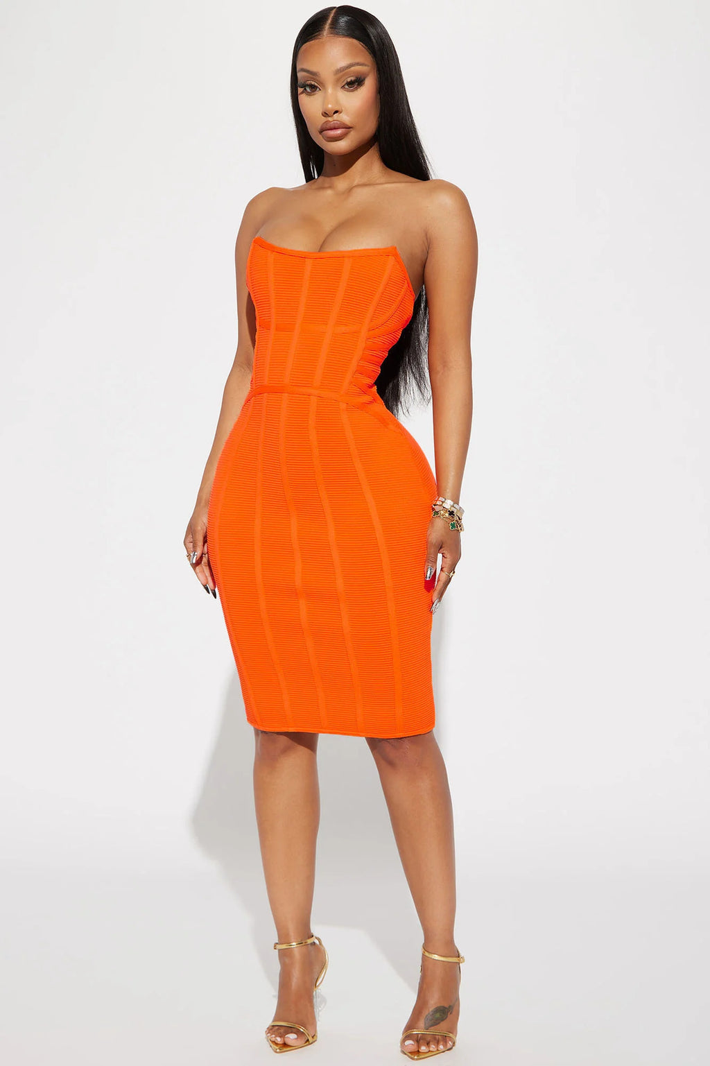 Sleek Strapless Knit Bodycon Midi Dress